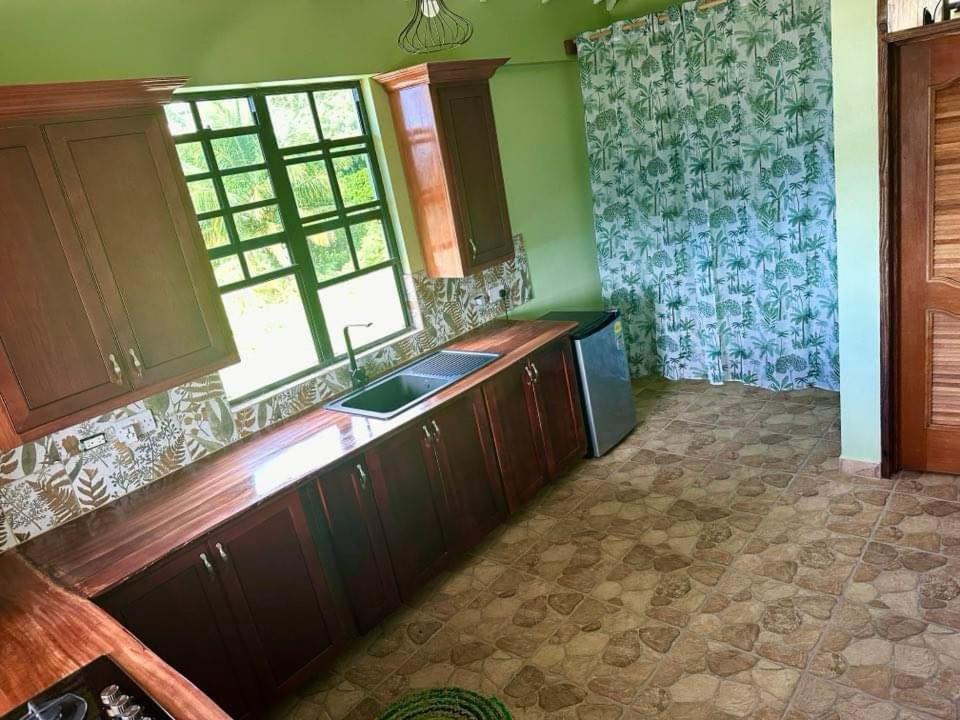 Orchid Resort Ltd Guillet Buitenkant foto
