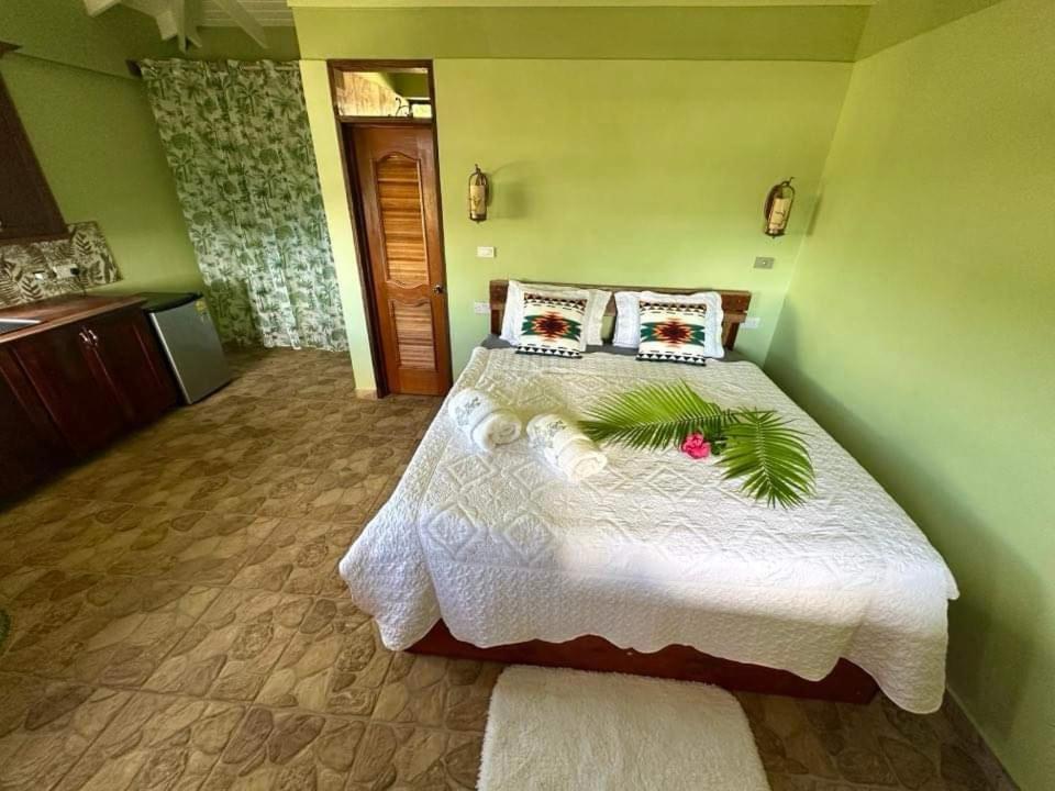 Orchid Resort Ltd Guillet Buitenkant foto
